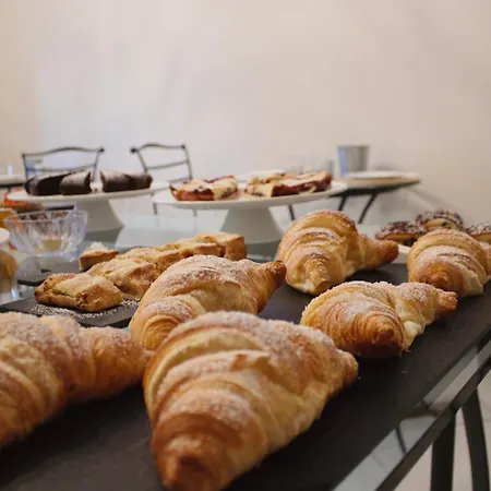 Il Bottone D'argento فندق مبيت وإفطار 4*