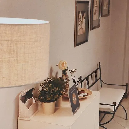 فندق مبيت وإفطار Il Bottone D'argento 4*