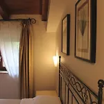 فندق مبيت وإفطار Il Bottone D'argento 4*