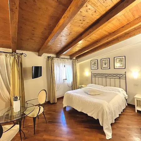 Il Bottone D'argento