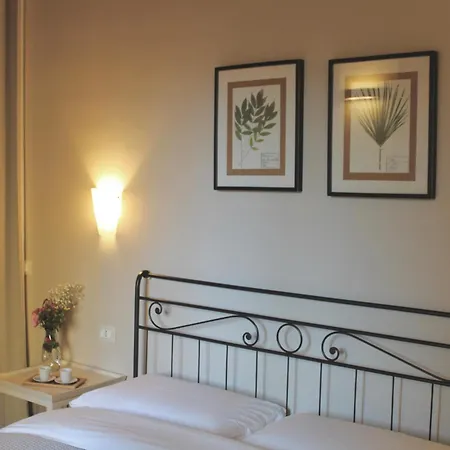 Couette-café Il Bottone D'argento Gaète