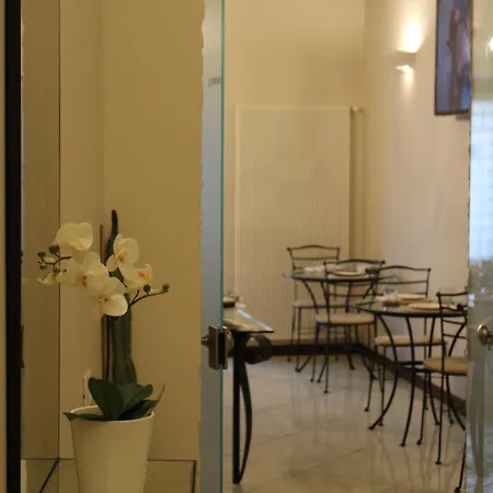 Il Bottone D'argento Couette-café *