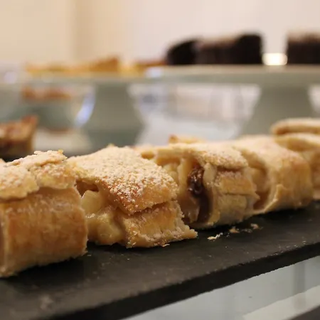 Il Bottone D'argento Couette-café